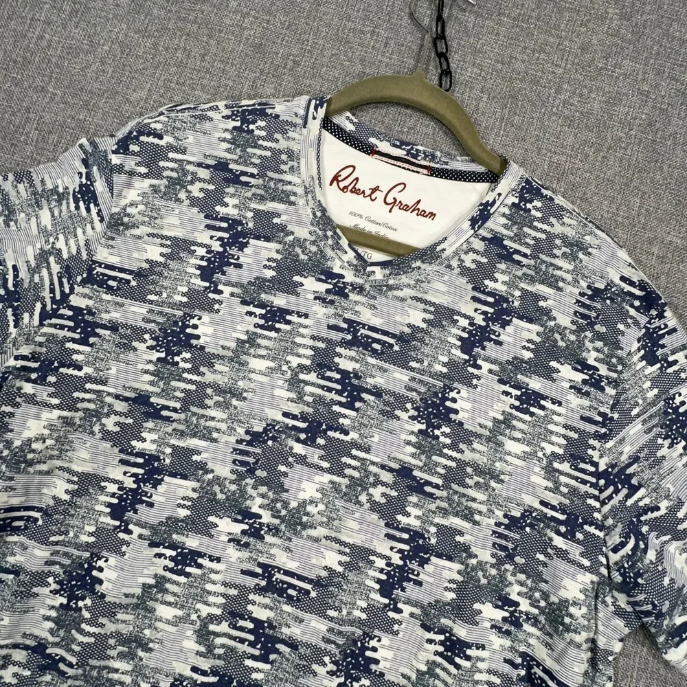 Robert Graham Deke Cotton Tee Mens XL Blue White Geometric Glitch V-Neck T-Shirt